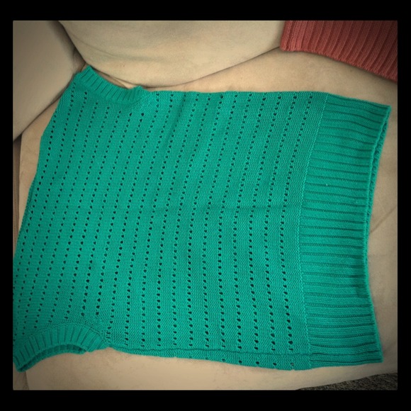 Victoria's Secret sweater - Kelly Green small - Picture 1 of 3