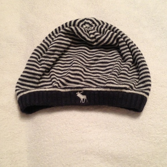 Abercrombie & Fitch beanie SOLD