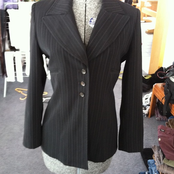 ♠Final Reduction♠3 button dress jacket