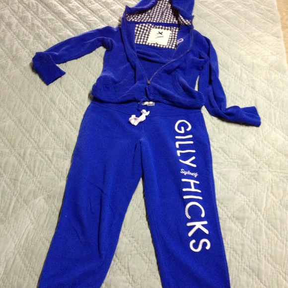 GillyHicks(of A&F) outfit w/ Zara camisole