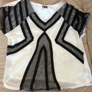 Reserved! Ivory sparkle and fade tee with mesh