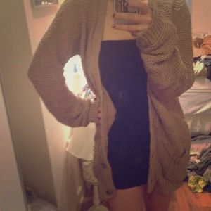 Theory oatmeal knit oversized sweater