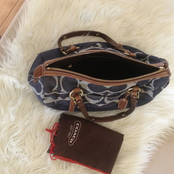 Brand New Denim Authentic Coach Speedy - Picture 3 of 3