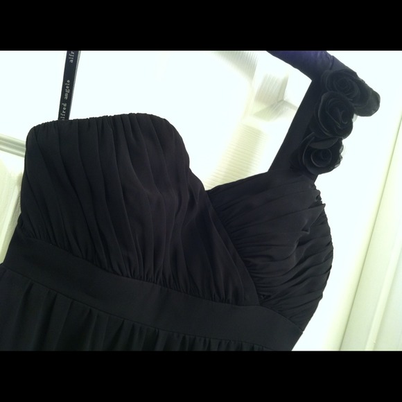 Black Alfred Angelo dress - size 4 - Picture 4 of 4