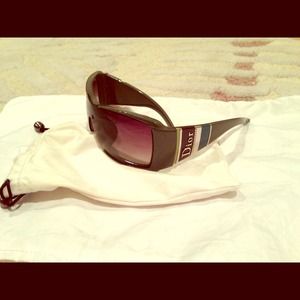 Authentic Dior Sunglasses : Grey