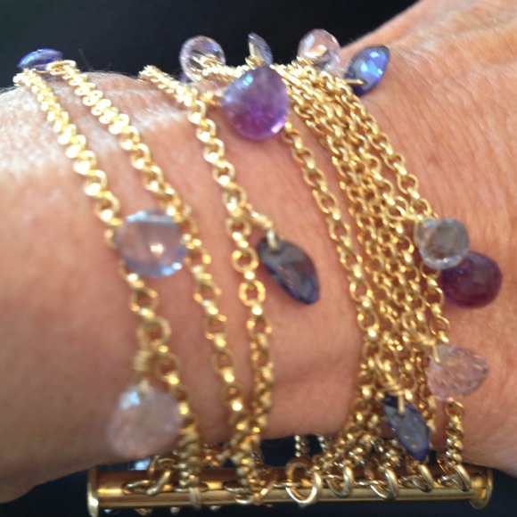 Gold Bracelet With Swarovski Crystals - Picture 2 of 4