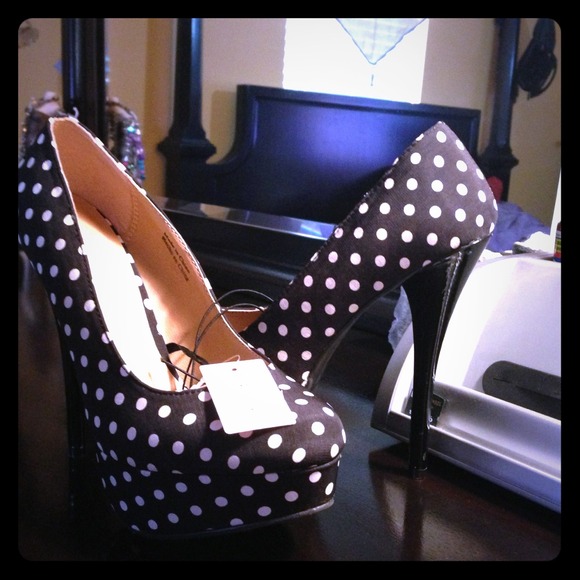 NWT black, white polka dots