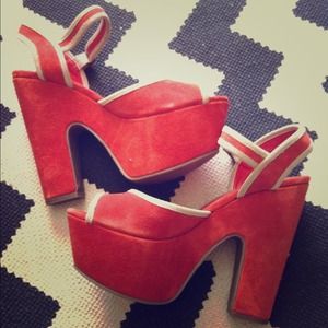 ⛔SOLD⛔Urban Outfitters Cooperative Heel