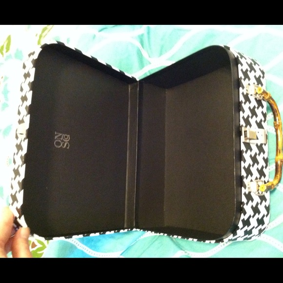 Small Tote - Picture 3 of 4