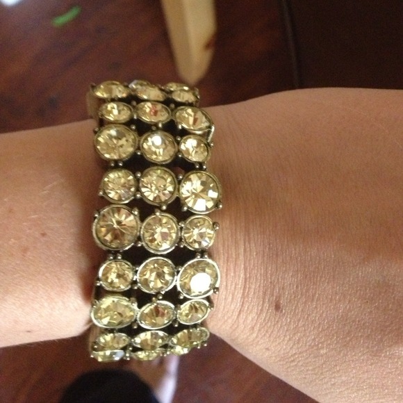 Gold jeweled bracelet
