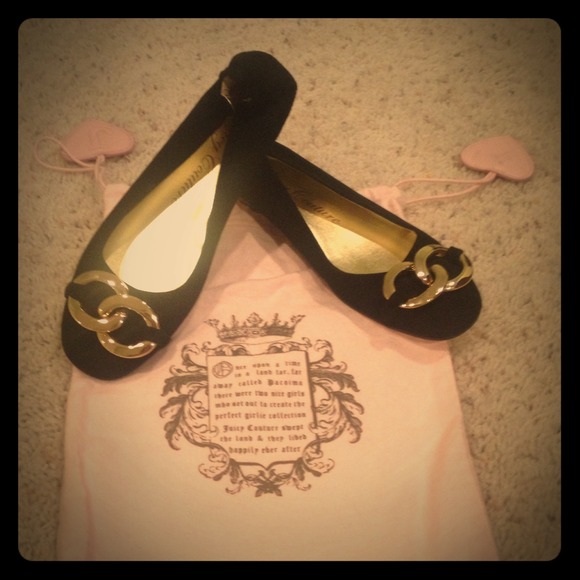 Juicy Couture Envy Flats