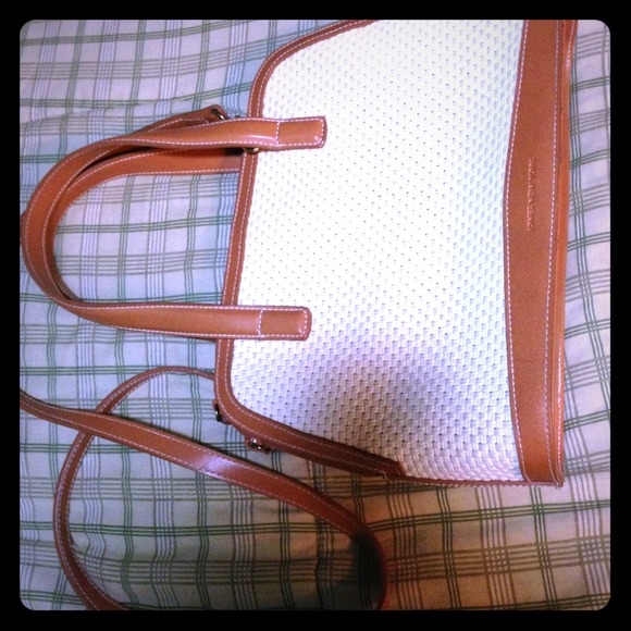 bundled jones new york cross body/handbag