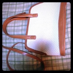bundled jones new york cross body/handbag