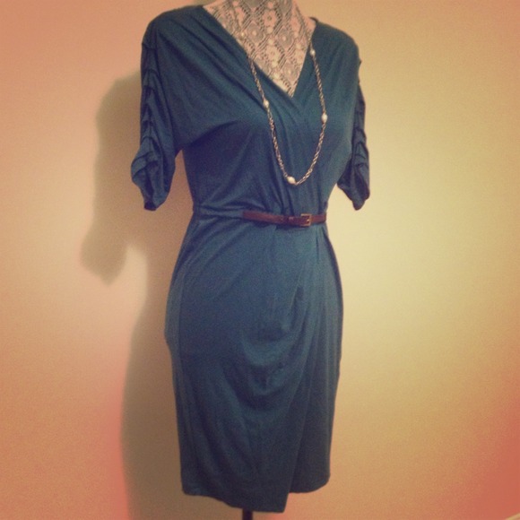 ⭐SOLD⭐NWT Max Studio Jersey Dress w Built in Belt