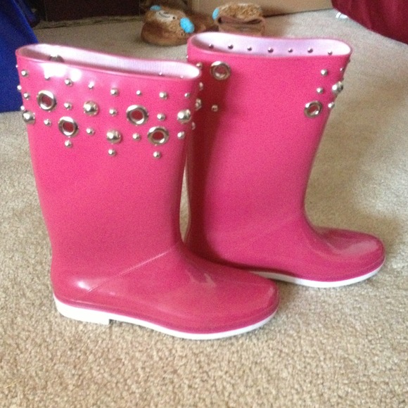 Stuart Weitzman Hot pink rainboots!