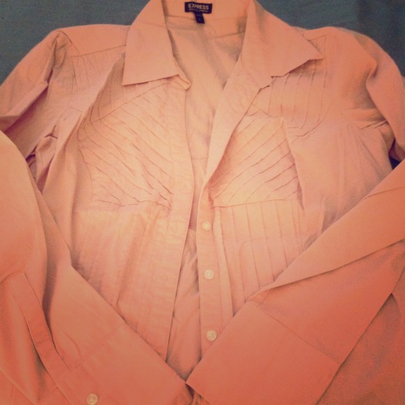 🎈Reduced🎈Peach colored dress shirt