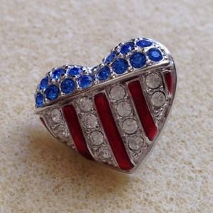 ❤️reserved for poshingitup❤️Swarovski pin