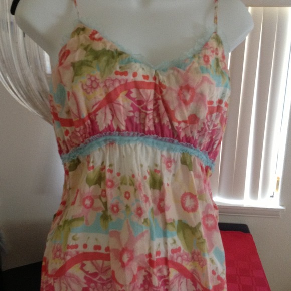 Spring blouse with cute blue lace details