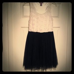 Lace & Tulle Dress Size L