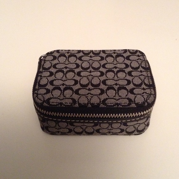 ❌SOLD❌Brand New Coach Medicine Traveler