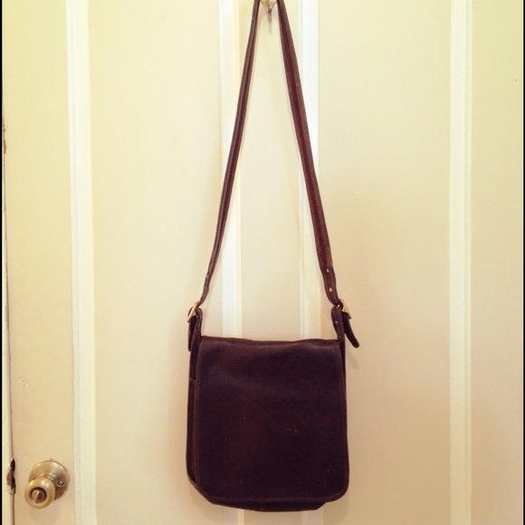 .:reduced:. vintage coach purse