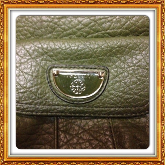 💢SOLD💢 Green leather bag - Picture 2 of 2