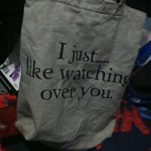 Every teen loves twilight! - Picture 3 of 4