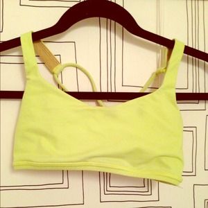 Lululemon sports bra