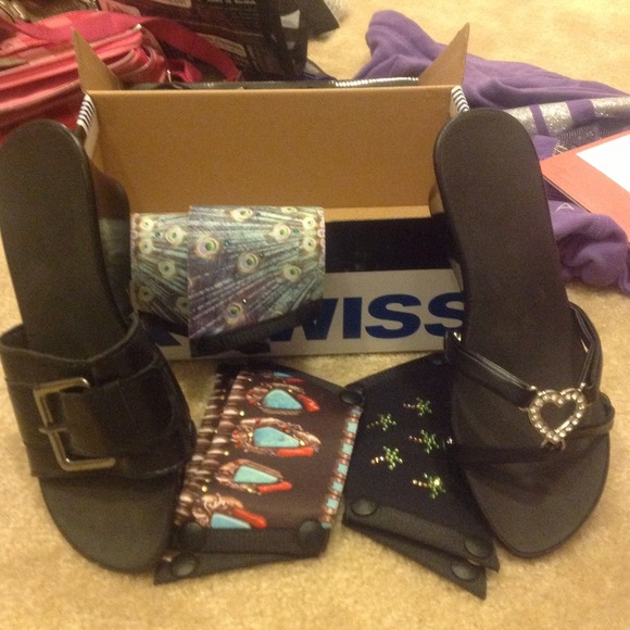 Black Onesoles..inter-changeable sandles