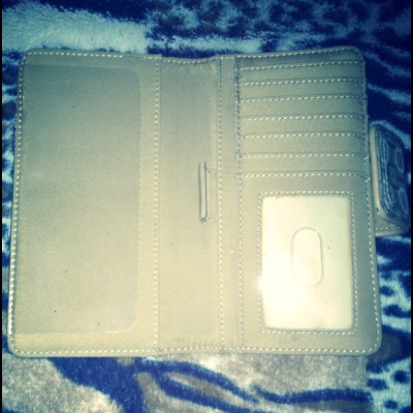 Anyone need a wallet? 😄 - Picture 3 of 3