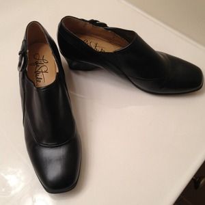 Life stride womens shoes