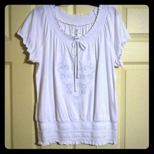 ⛔Traded⛔NY&Co Peasant top