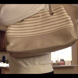 Kate Spade cream and khaki patent leather purse