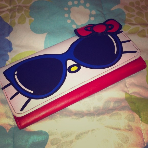 hello kitty wallet