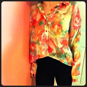Forever21 Floral Cutout Top Medium