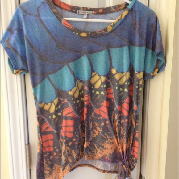 ⛔Sold⛔Butterfly Print Top