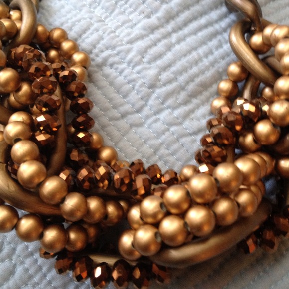 Gold chunky costume necklace....