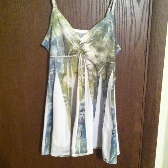 Mud tank top.