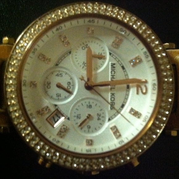 Michael Kors watch - Picture 2 of 4