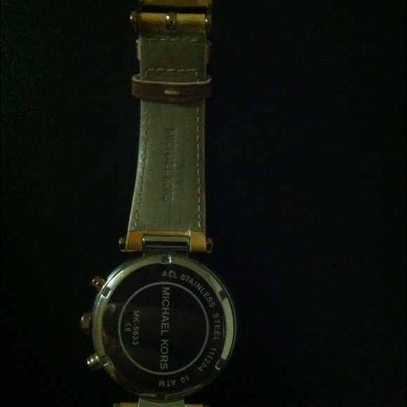 Michael Kors watch - Picture 3 of 4