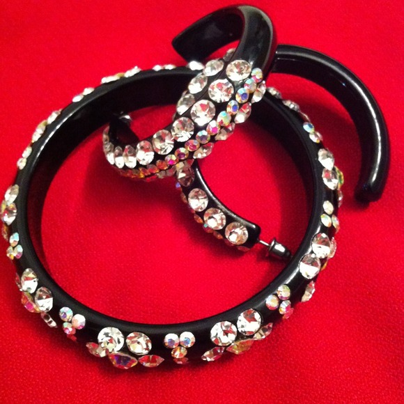 Bangle and earring set losds of sparkle and style