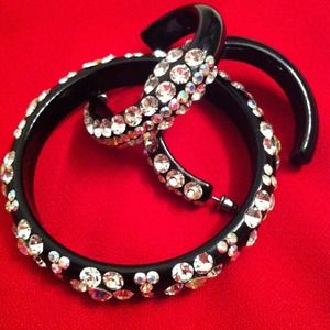 Bangle and earring set losds of sparkle and style