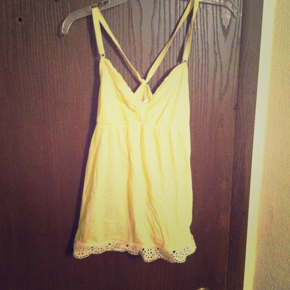 Hollister tank