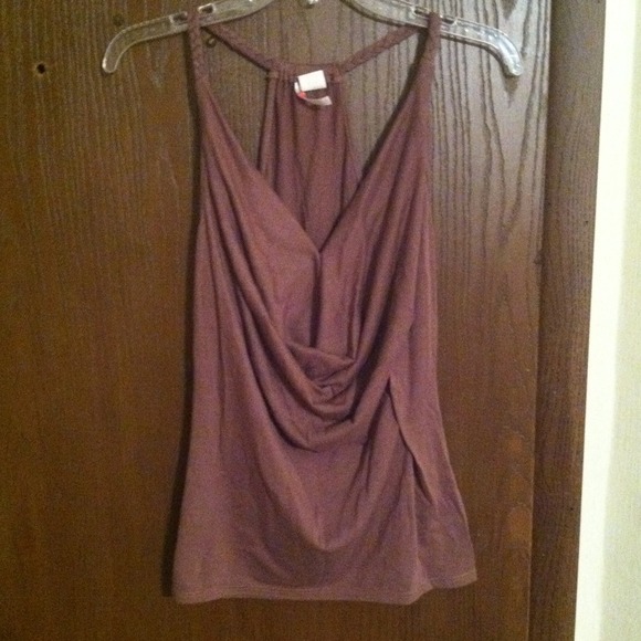 Tan tank