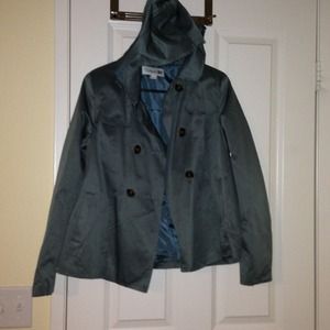 Perfect for rain! NWOT hooded coat w/ collar