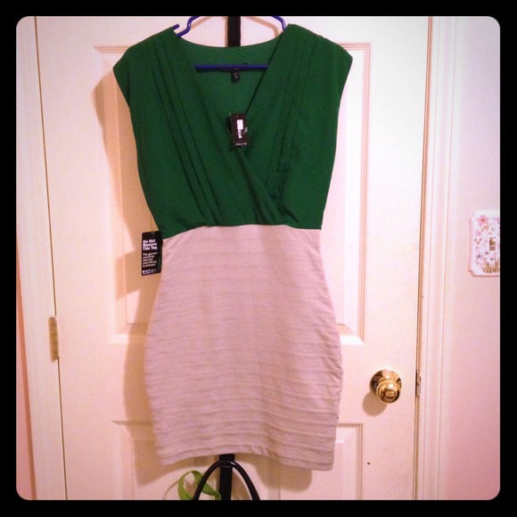 Express Dress: green/light grey