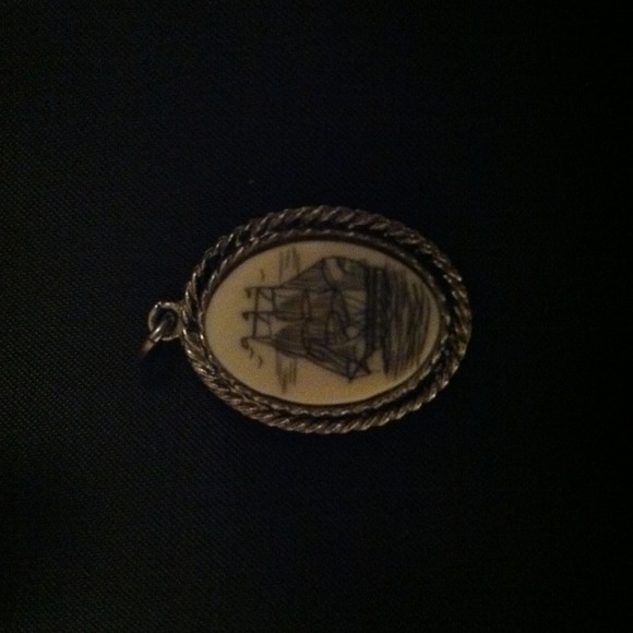 Pendant