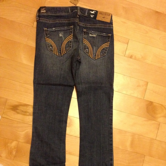 Hollister jeans n fashion top bundle. - Picture 2 of 3