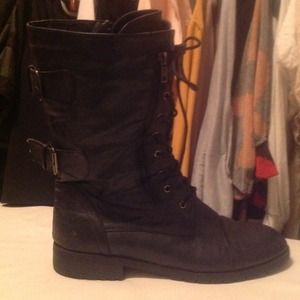 Combat Boots Reserved