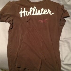 Hollister t-shirt